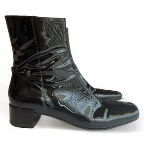 Naturalizer Women's Black Patent Leather Ankle Boots Size 7M